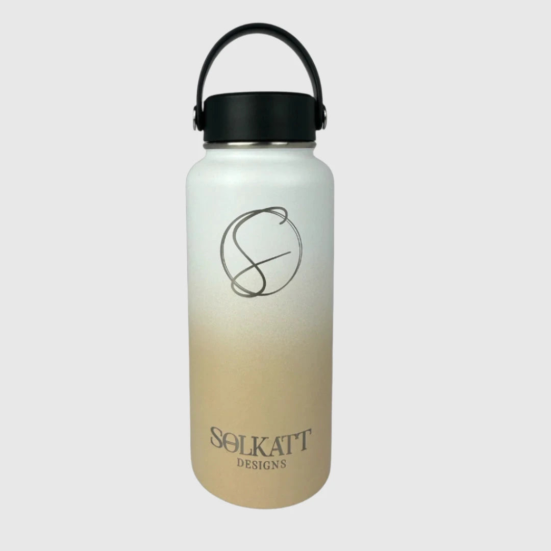 Pastel Beige Insulated Water Bottle 950ml - Stainless Steel Vacuum Flask for Hot & Cold Drinks - Leakproof Travel Mug for Hiking, Gym, Office & Outdoor Activities