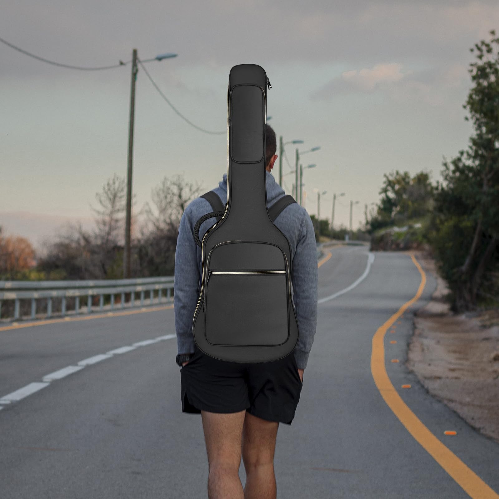 Electric Guitar Gig Bag with 0.35 Inch Thick Padding - Adjustable Shoulder Straps & Storage Pocket - Black Soft Case for Electric Guitar - Perfect for Travel, Gigging & Music Practice