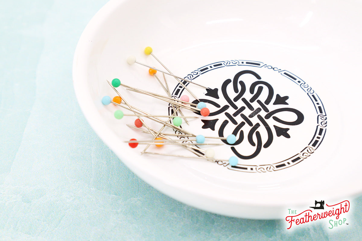 Magnetic Dish for Pins & Maintenance - Lightweight White & Black Organizer | Perfect for Sewing, Jewelry Making & Workshop Tool Storage