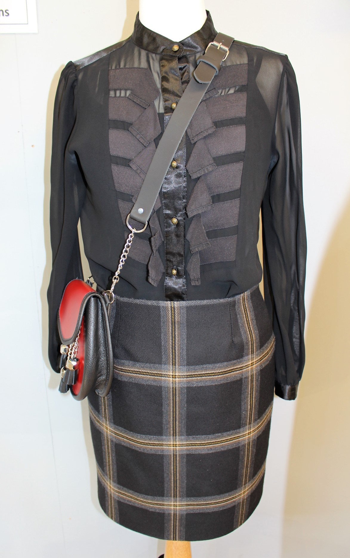 Stylish Women's Tartan Pencil Skirt - Custom Plaid Pattern - Perfect for Office, Parties & Fall Fashion Outfits