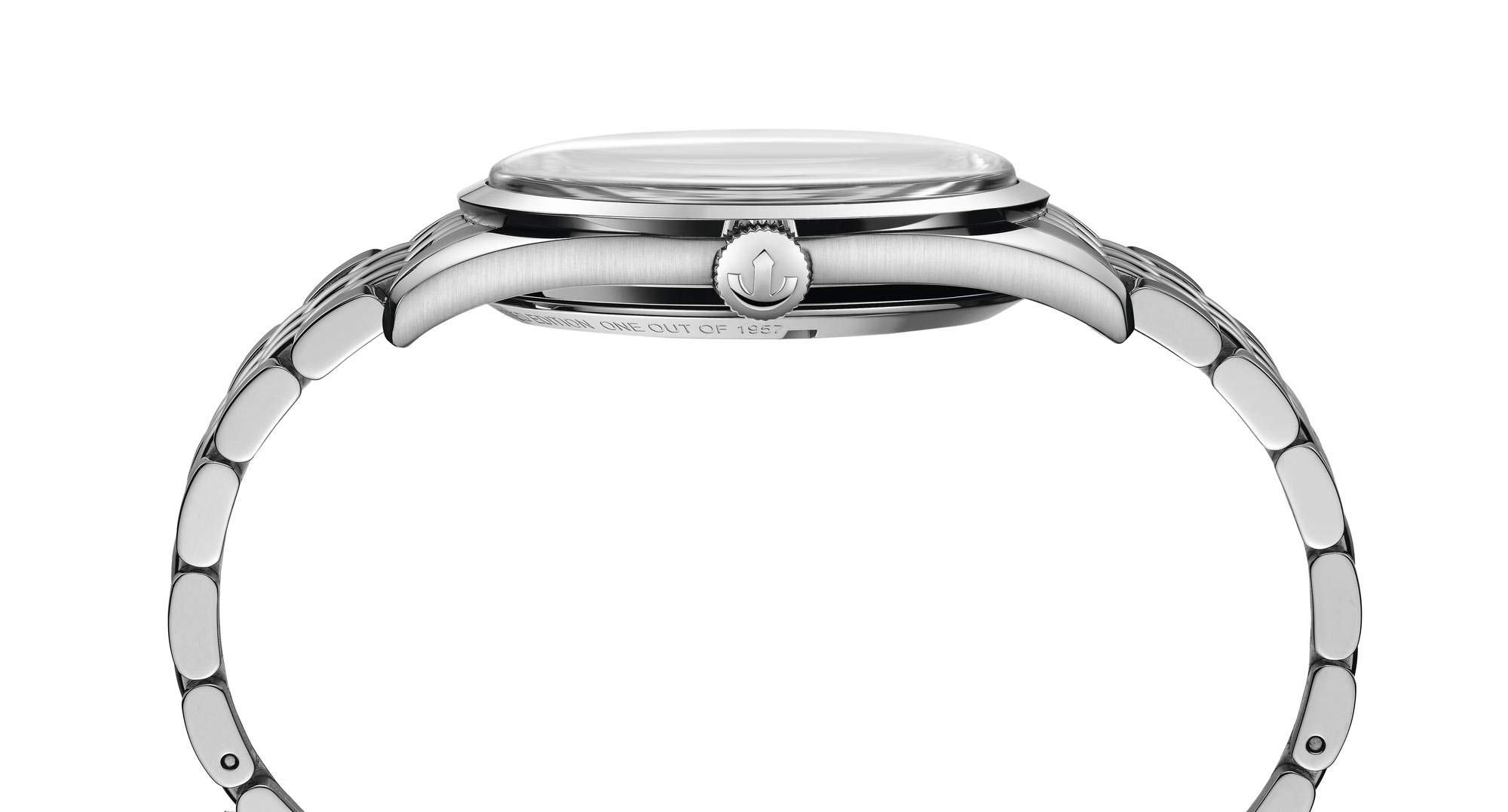 Rado Golden Horse Swiss Automatic Watch for Men - Stainless Steel Strap, Silver Dial, 21 Jewels (Model R33930313) | Luxury Dress Watch for Business, Formal Events & Special Occasions