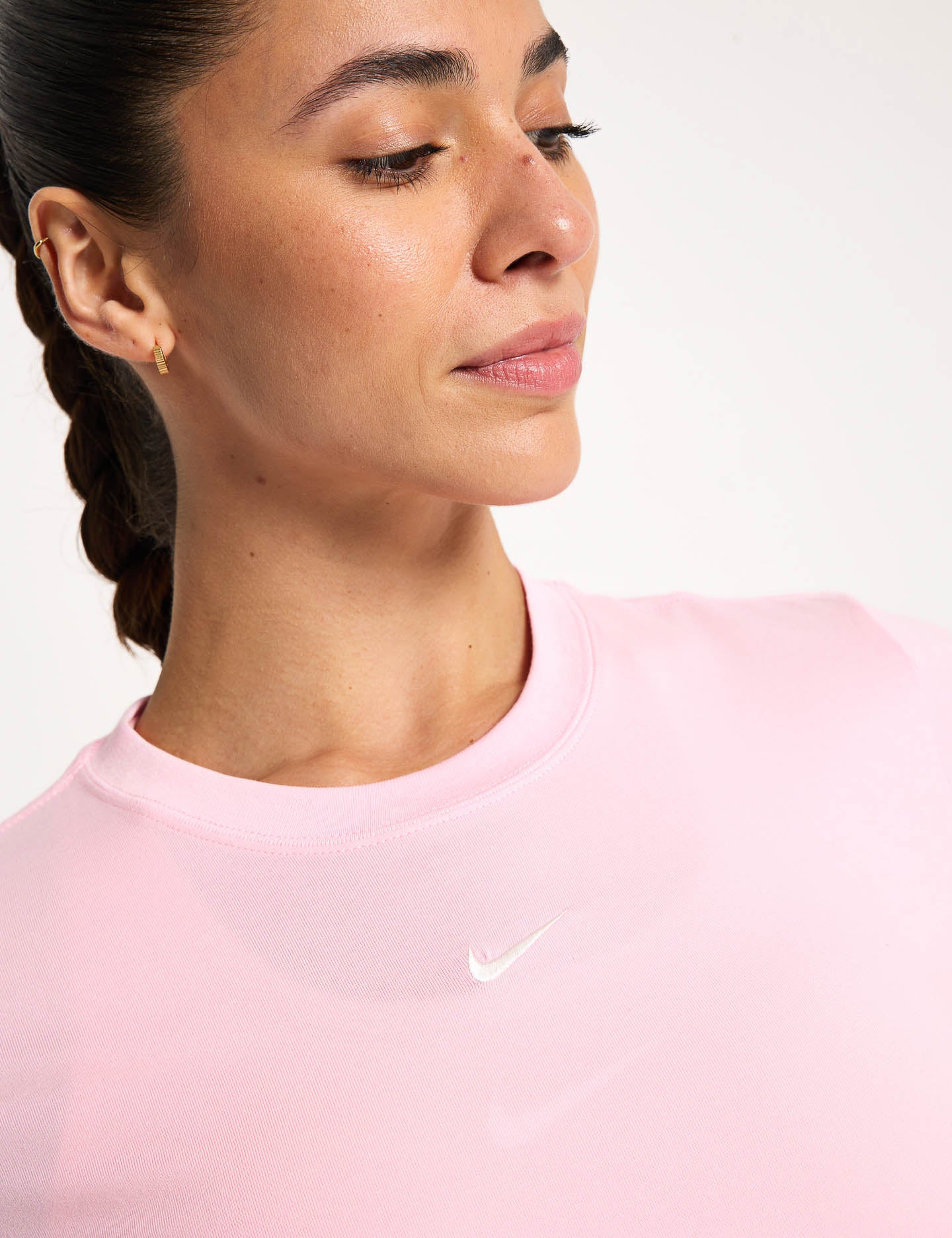 Sportswear Chill Knit Cropped T-Shirt - Medium Soft Pink/Sail - Women's Athletic Top for Yoga, Running & Casual Wear