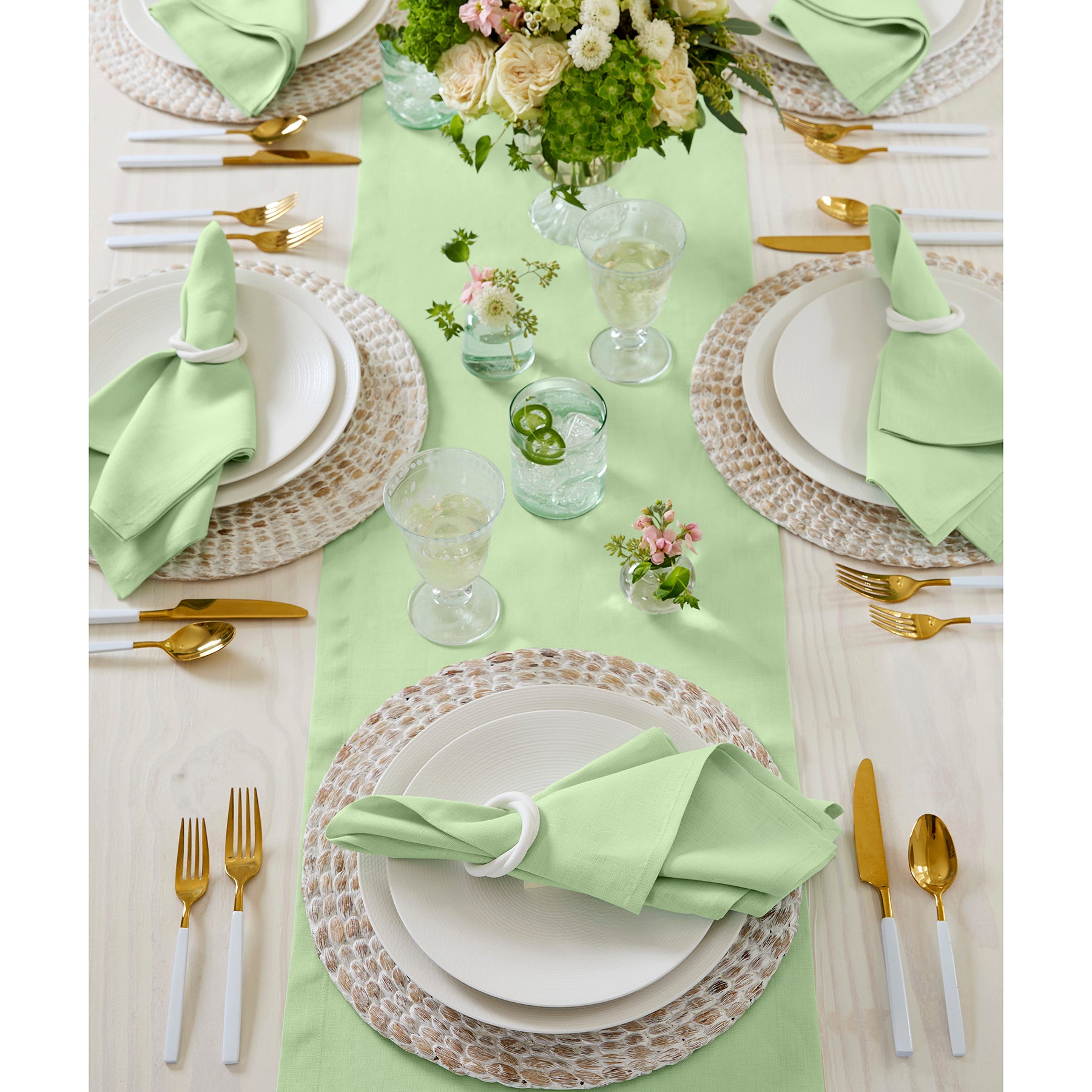 Elegant Fete Table Runner for Weddings, Parties & Events - Premium Decorative Dining Table Cover for Home & Restaurant Decor