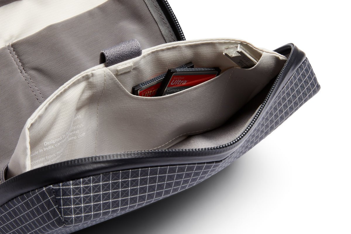 Bellroy Tech Kit - Premium Travel Organizer for Cables, Chargers & Accessories | Perfect for Business Trips, Commuting & Daily Use