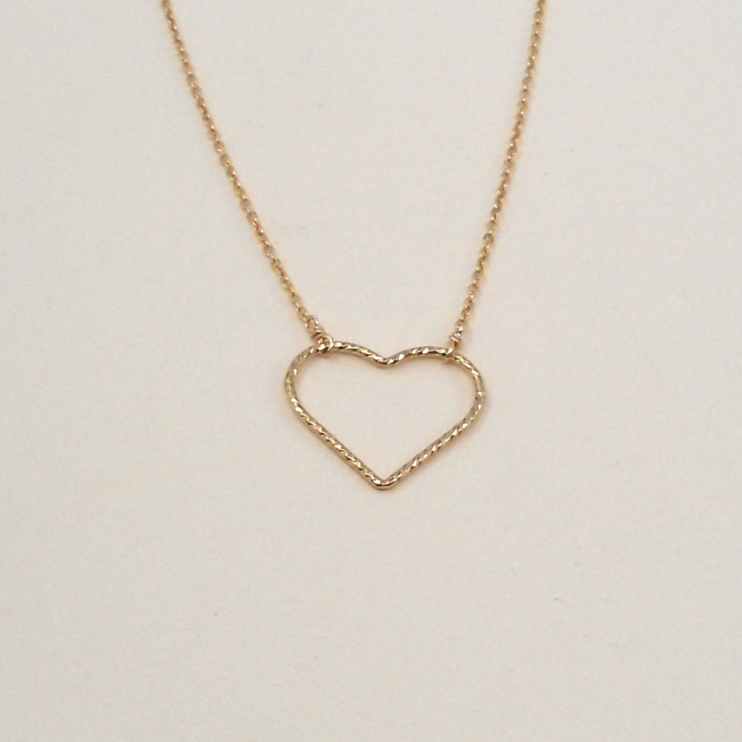 Elegant Large Shimmer Heart Necklace for Women - Perfect for Valentine's Day, Anniversary & Romantic Date Night Jewelry Gift