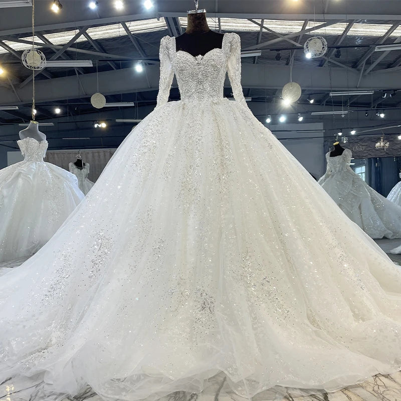 Elegant Organza Ball Gown Wedding Dress with Square Neckline & Crystal Beading - Perfect for Bridal, Prom, Formal Events & Special Occasions