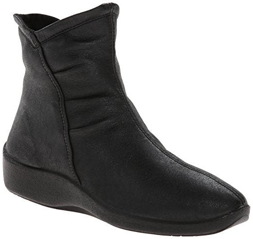 Arcopedico L19 Comfortable Lightweight Women's Walking Shoes - Perfect for Travel, Work & Everyday Wear