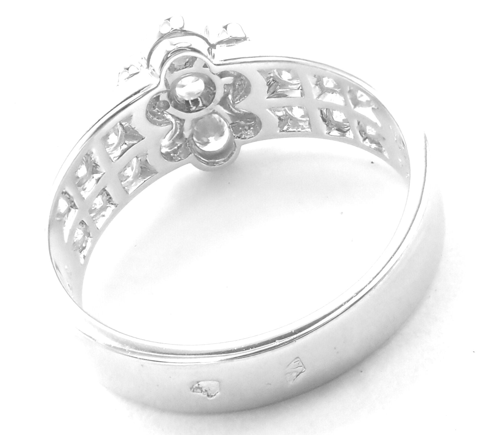 Authentic Van Cleef & Arpels Platinum Diamond Fleurette Flower Ring for Women - Luxury Jewelry Gift for Anniversary, Engagement & Special Occasions