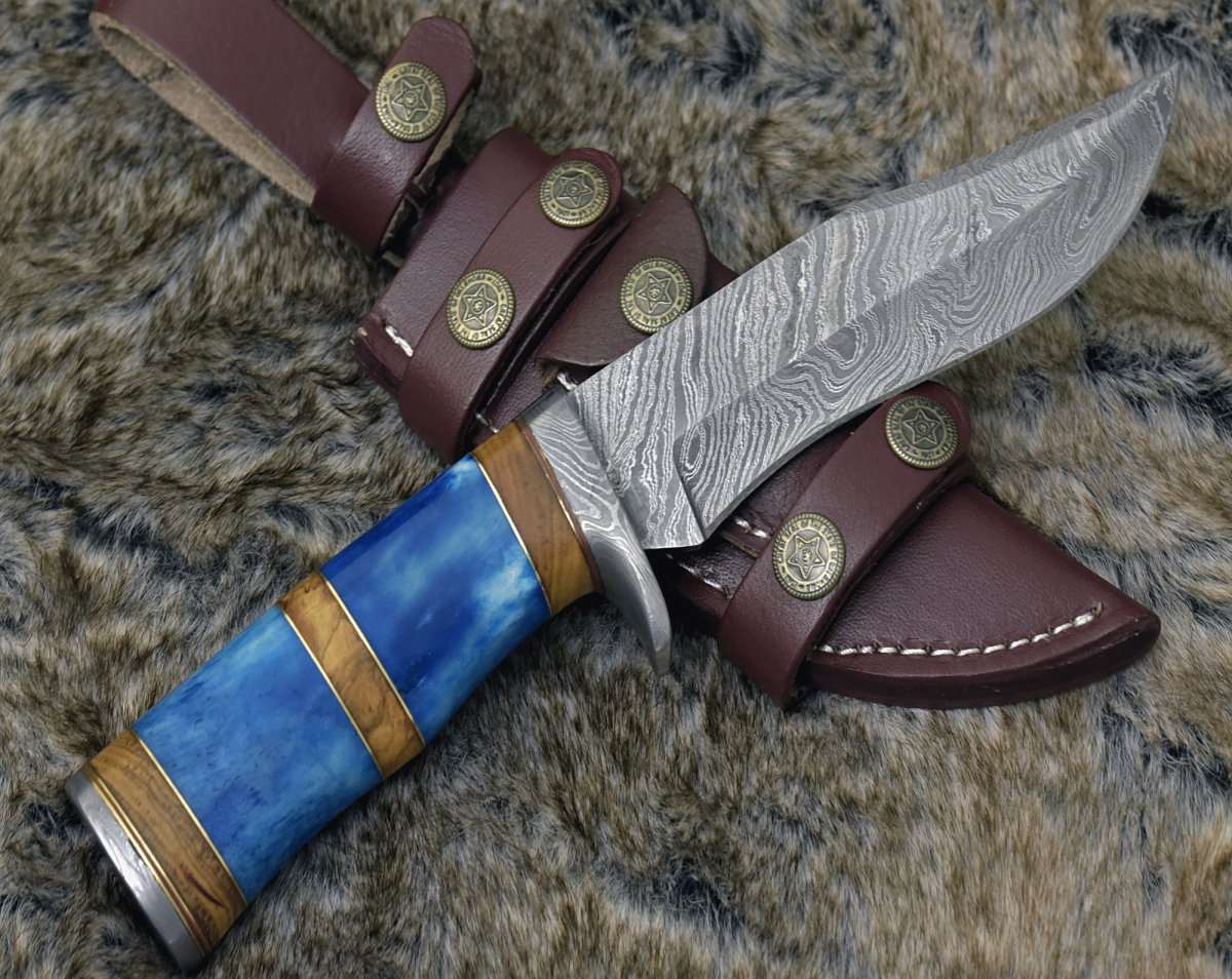 Premium Damascus Steel Hunting Knife - Big Game Hunting Knife with Bone & Olive Wood Handle, Leather Sheath - Ideal for Outdoor Adventures, Camping, and Survival Gear
