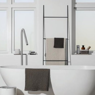 Black Tall Bathroom Towel Ladder - Space Saving Storage for Bath Towels, Blankets & Robes - Perfect for Small Bathrooms, Laundry Rooms & Bedrooms