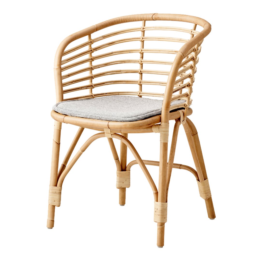 Blend Chair - Modern Indoor Lounge Chair for Living Room, Bedroom & Office - Comfortable Seating for Relaxing & Reading