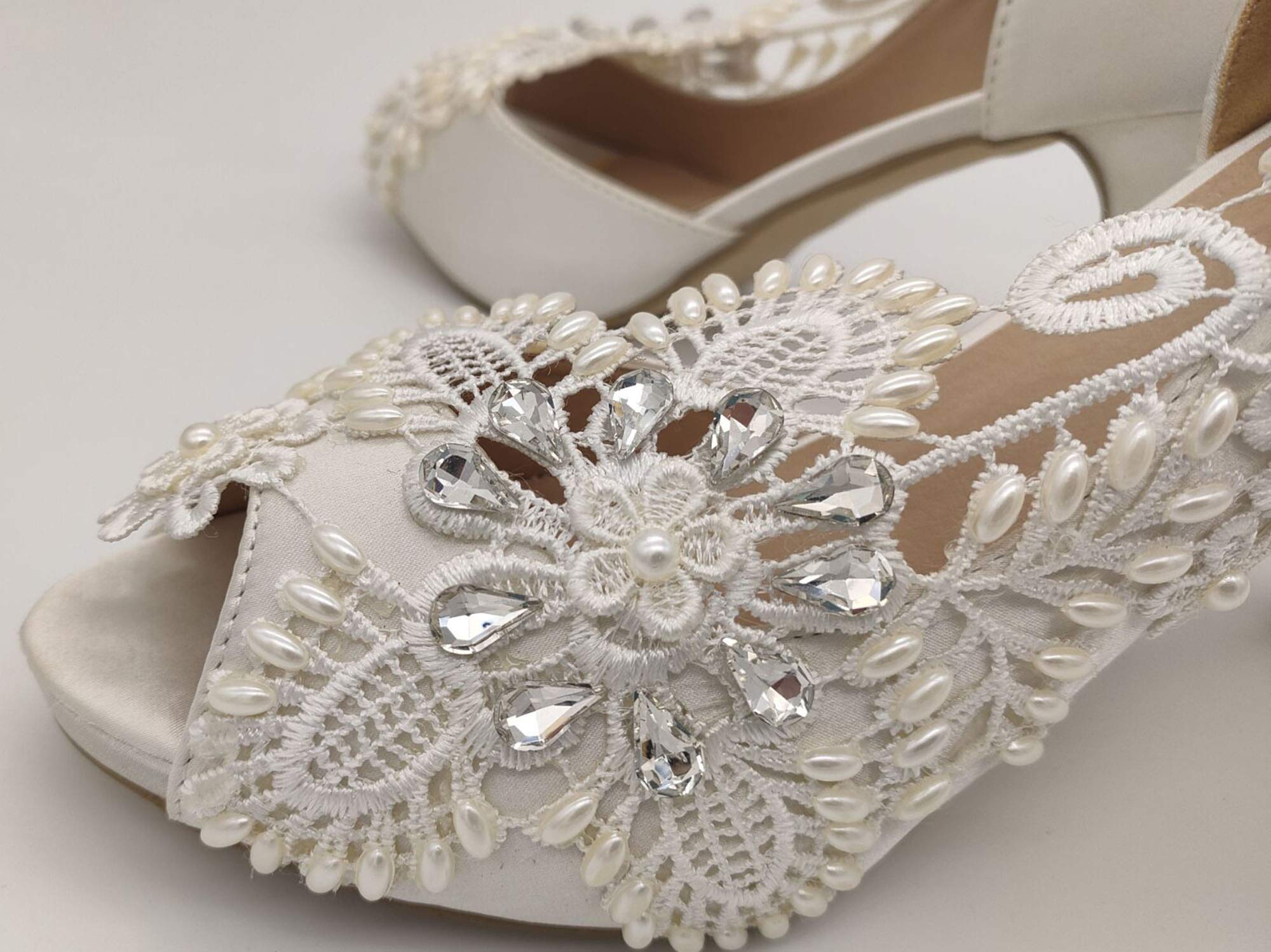 Elegant White Lace Wedding Heels for Women - Bridal High Heel Open Toe Shoes - Perfect for Bridal Showers, Weddings & Special Occasions