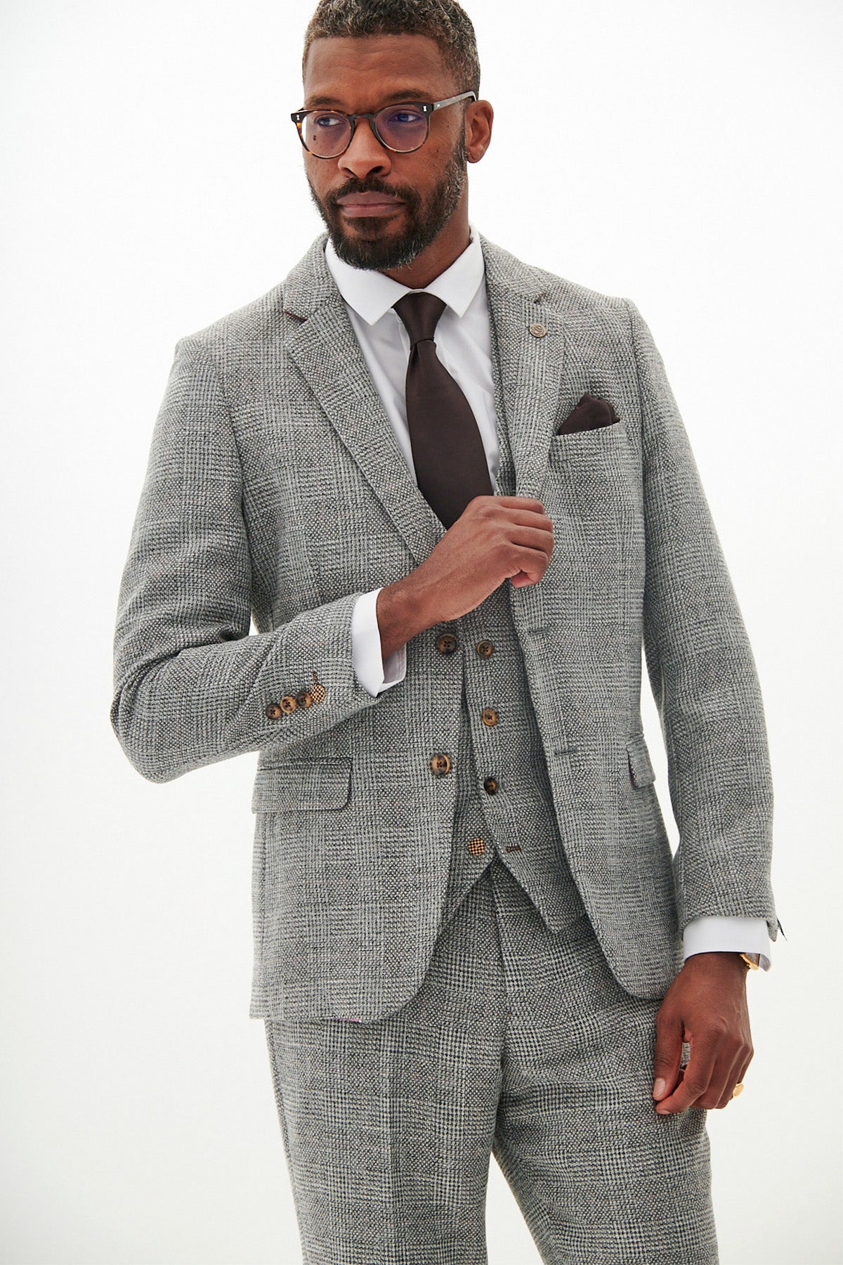 West Bromwich Albion F.C. Official KRIS Silver Grey Blazer & Max Black Trousers Set - Men's Football Matchday Outfit for Game Day & Special Events