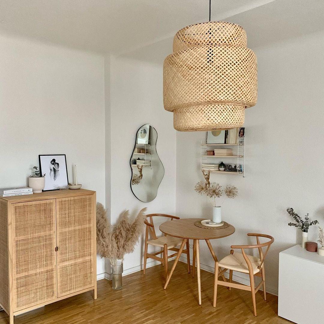 Modern Bamboo Pendant Light Fixture - Handwoven Natural Rattan Hanging Lamp for Kitchen Island, Dining Room & Bedroom Decor - Eco-Friendly Lighting Solution