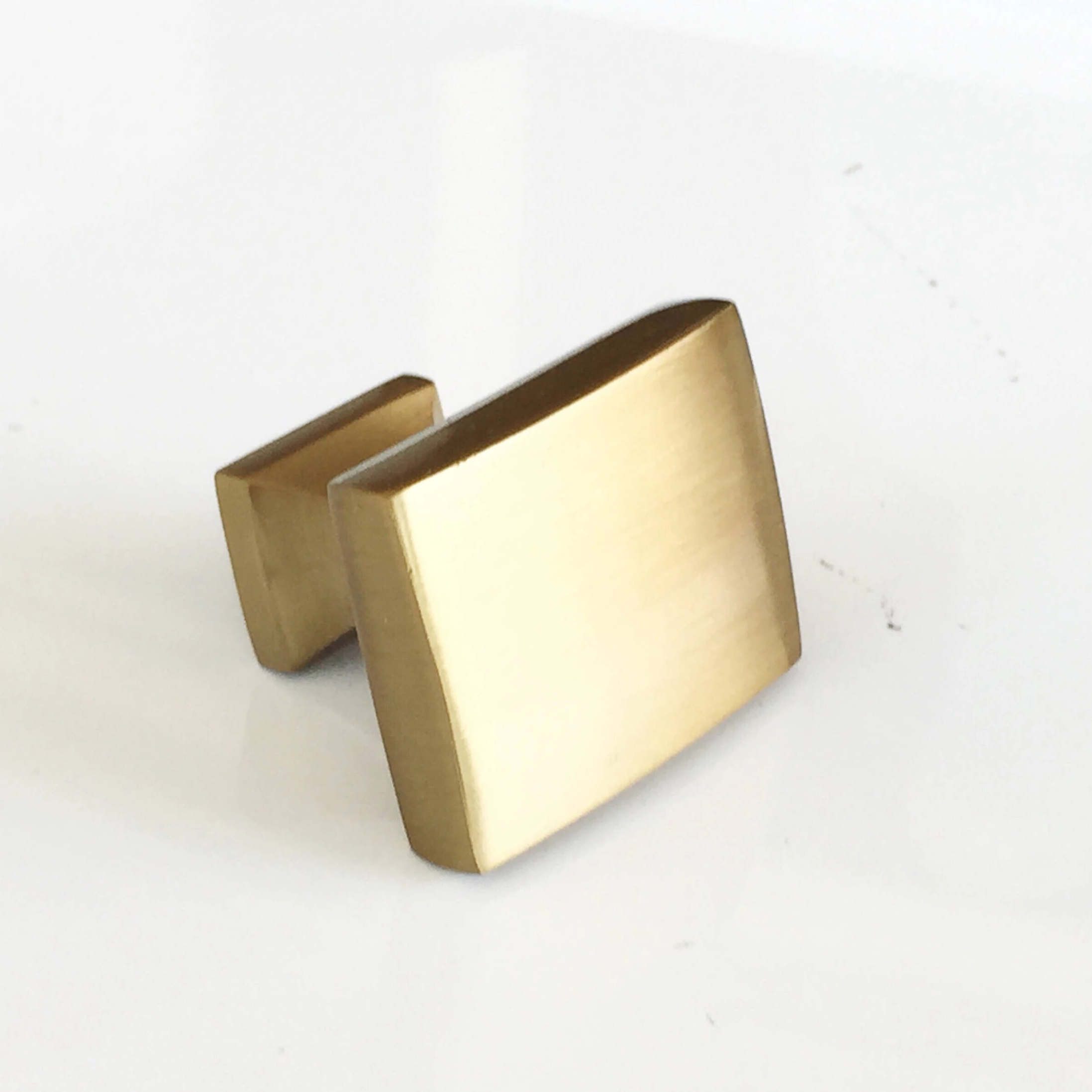Kelly No.3 Champagne Bronze Cabinet Knobs and Drawer Pulls - Elegant Hardware for Kitchen, Bathroom & Furniture Upgrade