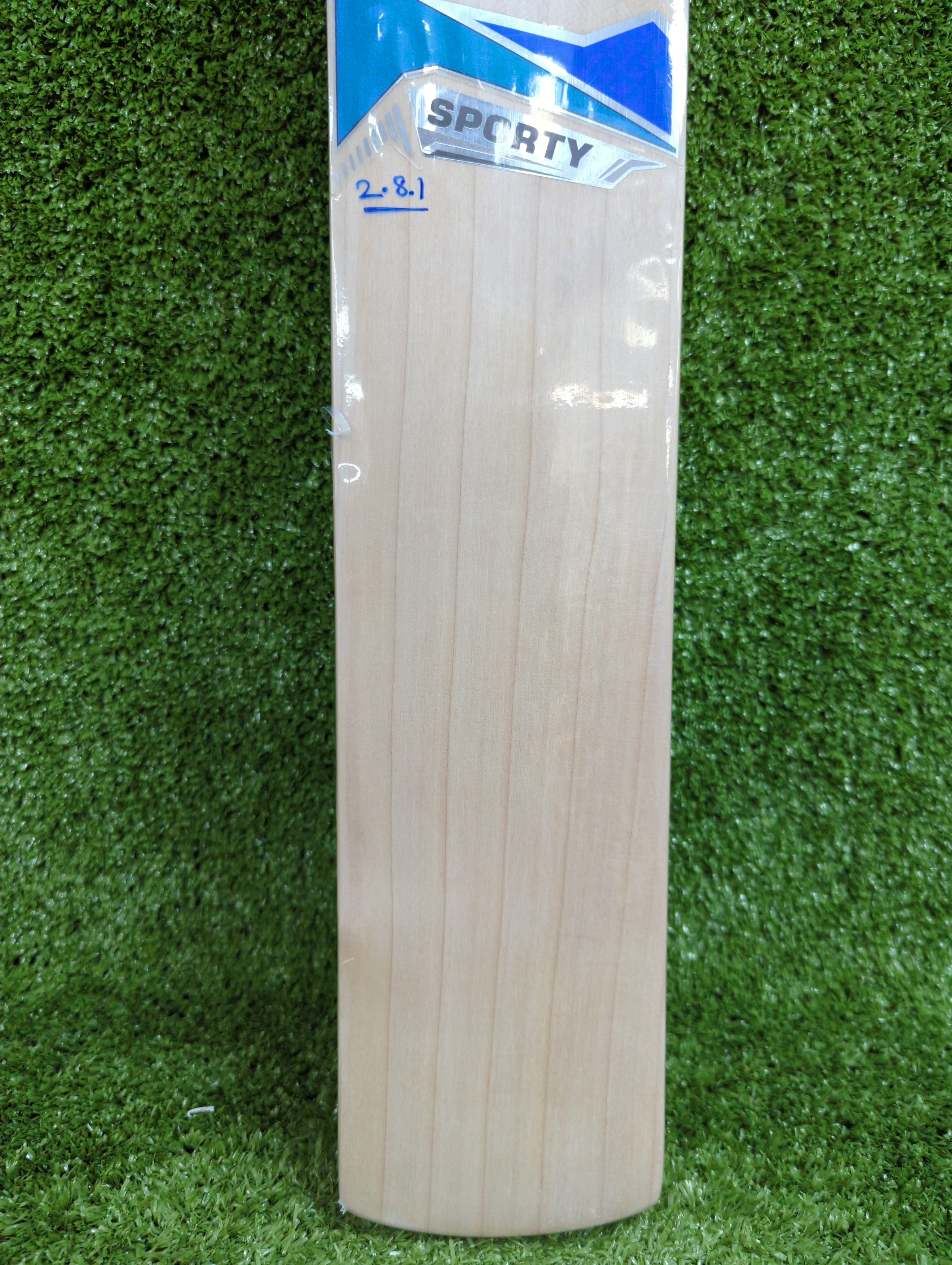 Premium English Willow Cricket Bat for Men & Women - Lightweight & Durable for Professional & Casual Play - Perfect for Matches, Practice & Backyard Games