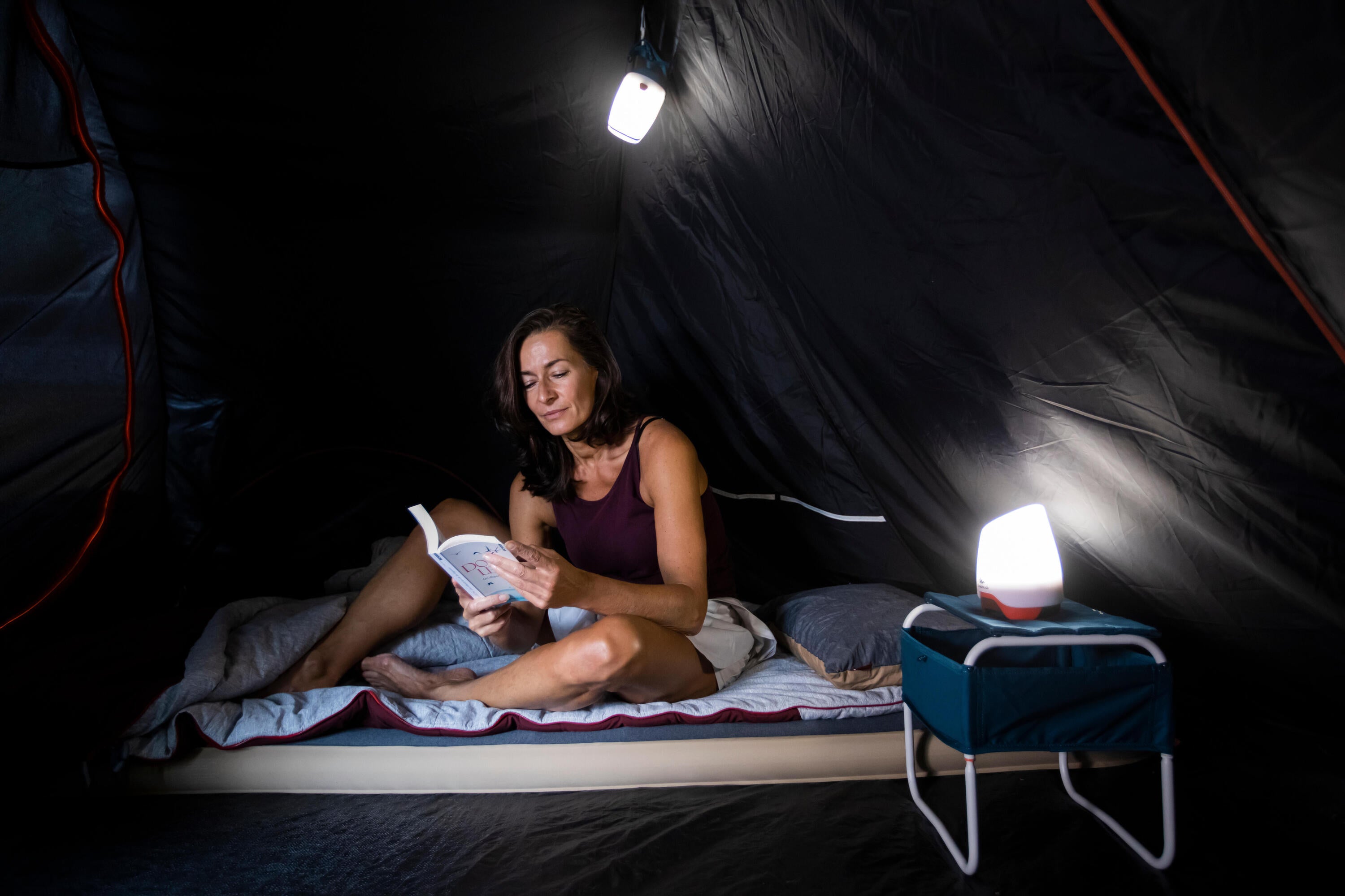 Quechua BL100 Portable Camping Lantern - Bright LED Light for Outdoor Adventures, Hiking, Backpacking & Emergency Use
