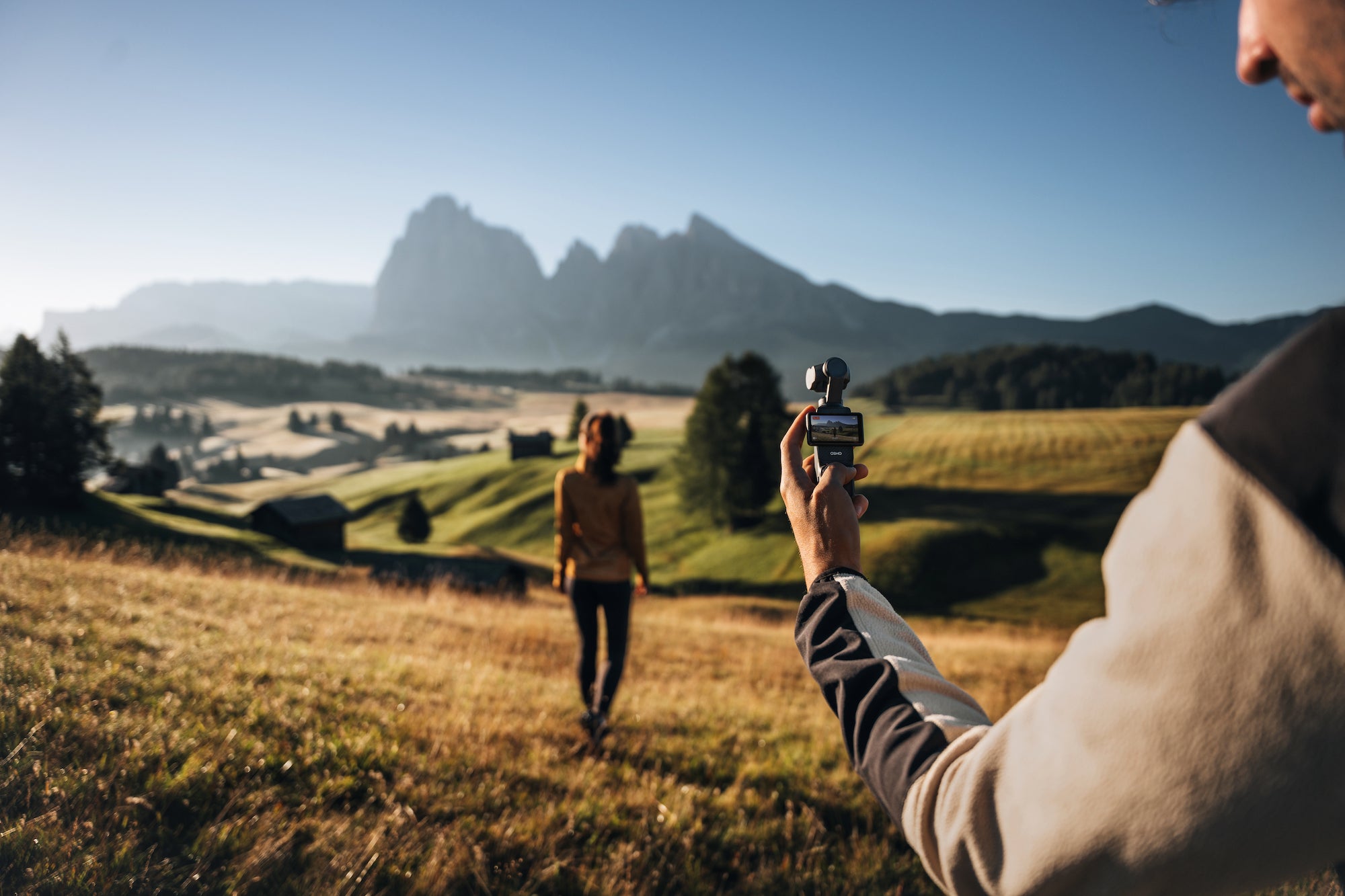 DJI Osmo Pocket 3 4K Vlog Camera with 3-Axis Gimbal Stabilizer - Creator Combo for YouTube, Travel & Action Video Shooting