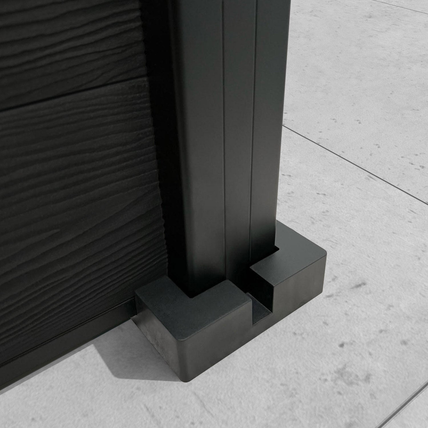 Classic Alnara Black Curved Top Fence Panel with Aluminum Posts - Durable Garden Fencing for Backyard Privacy and Decoration