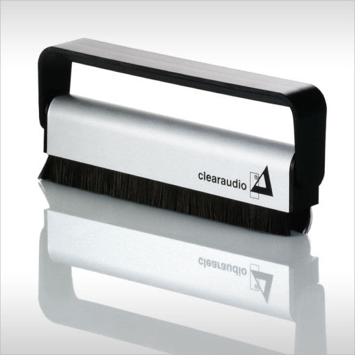 Clearaudio Carbon Fiber Record Cleaning Brush – Gentle Vinyl LP Dust Remover for Turntables – Perfect for Home Audio & DJ Use
