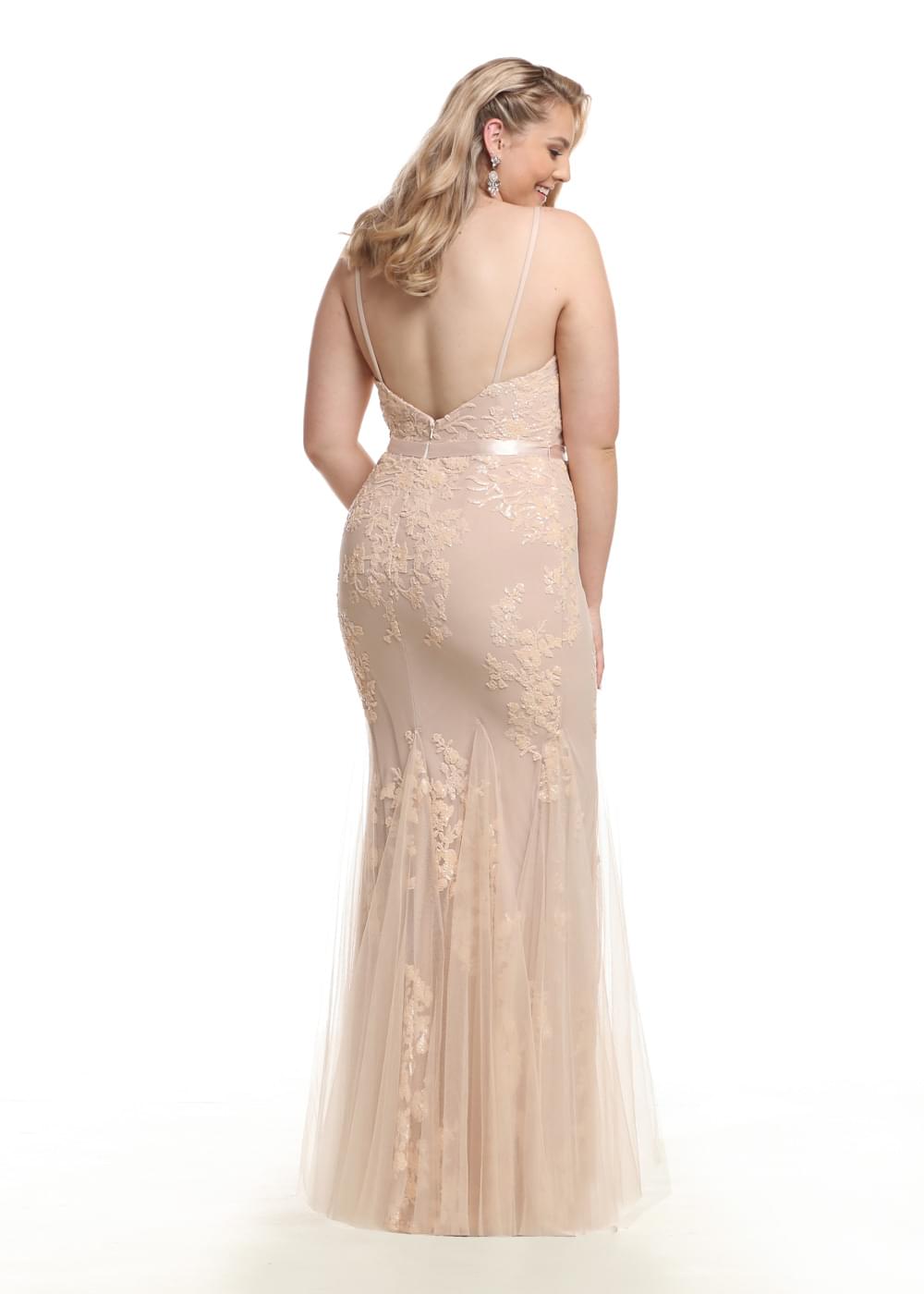 Elegant Mermaid Bridesmaid Dress with Sparkling Sequin Patterns - Perfect for Weddings, Prom, and Formal Events