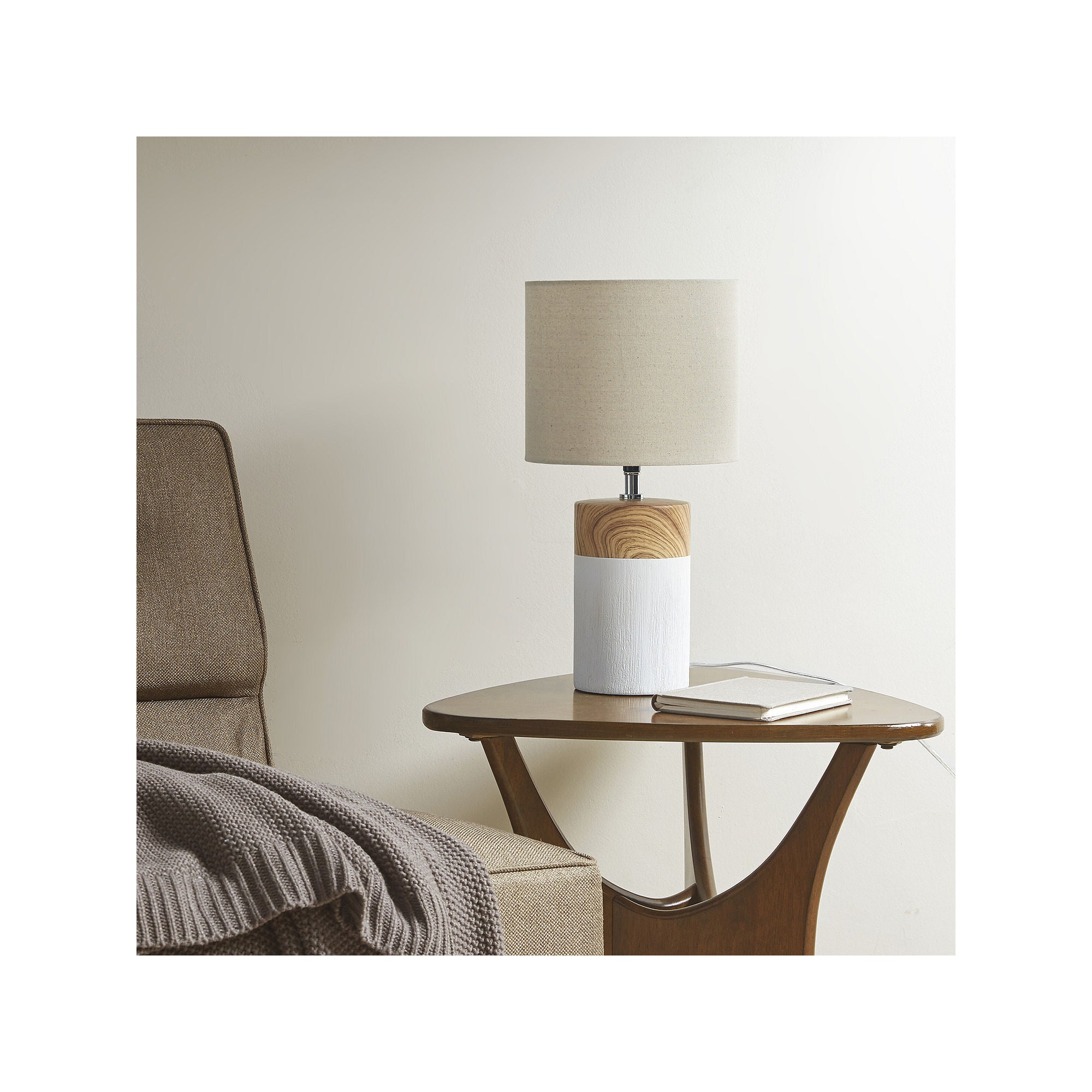 Nicolo Textured Ceramic Table Lamp - White Modern Home Decor for Living Room, Bedroom & Office | 510 Design Stylish Lighting Fixture