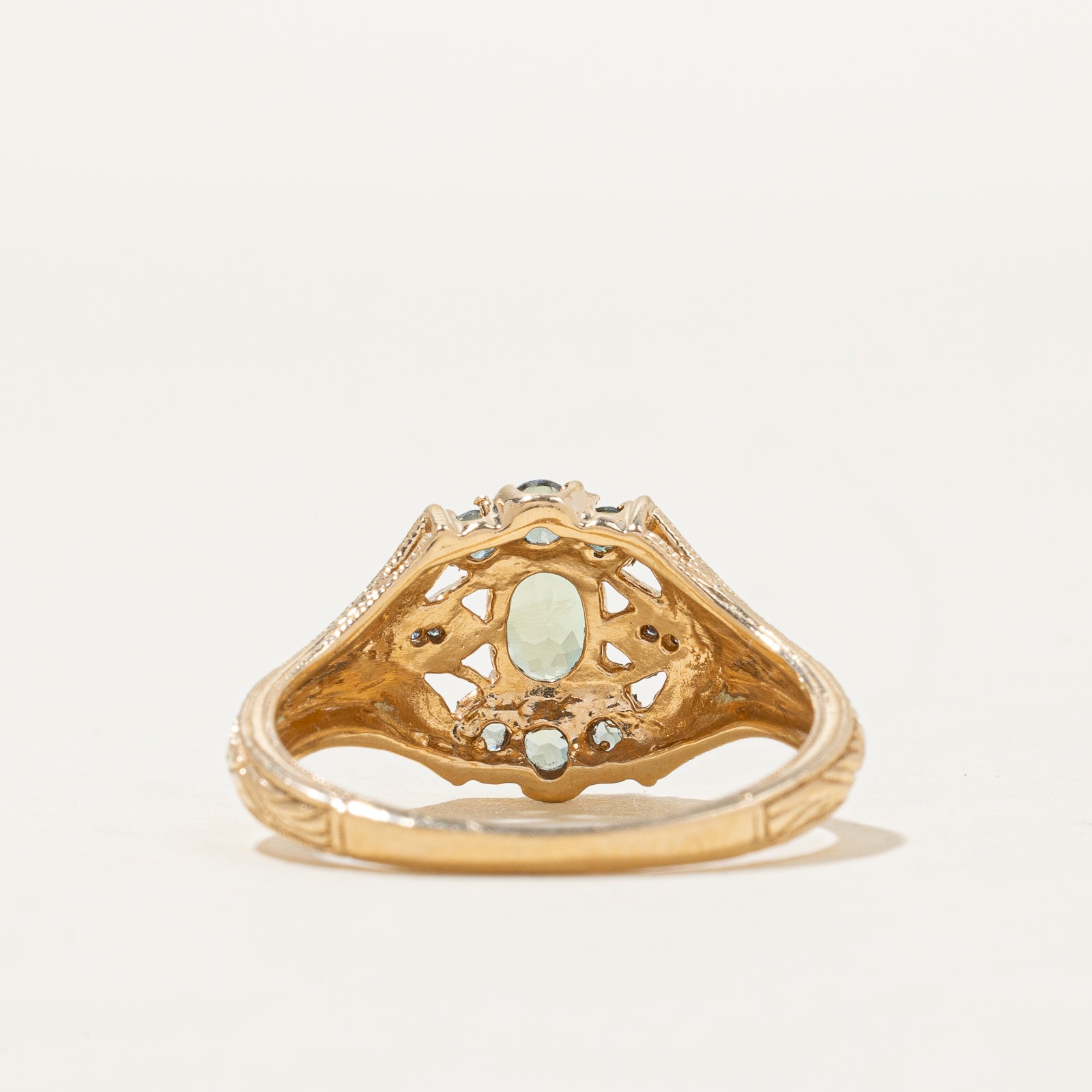 Exquisite Green Chrysoberyl & Diamond Ring - 0.80ctw Gemstone & 0.02ctw Diamonds - Size 7.75 - Perfect for Engagement, Anniversary & Special Occasions