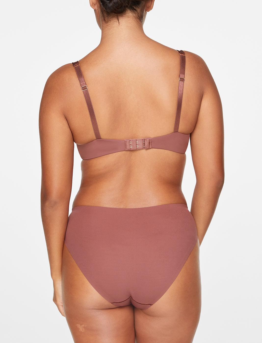 24/7® Classic T-Shirt Bra - Comfortable Everyday Wear for Women | Seamless Support & Smooth Fit | Perfect for Work, Gym & Casual Outfits