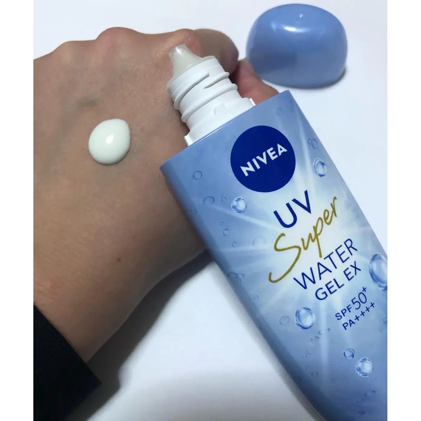 Nivea UV Super Water Gel SPF 50+ PA+++ Sunscreen - 80g Waterproof Face & Body Sun Gel for Daily Protection - Perfect for Beach, Swimming & Outdoor Activities