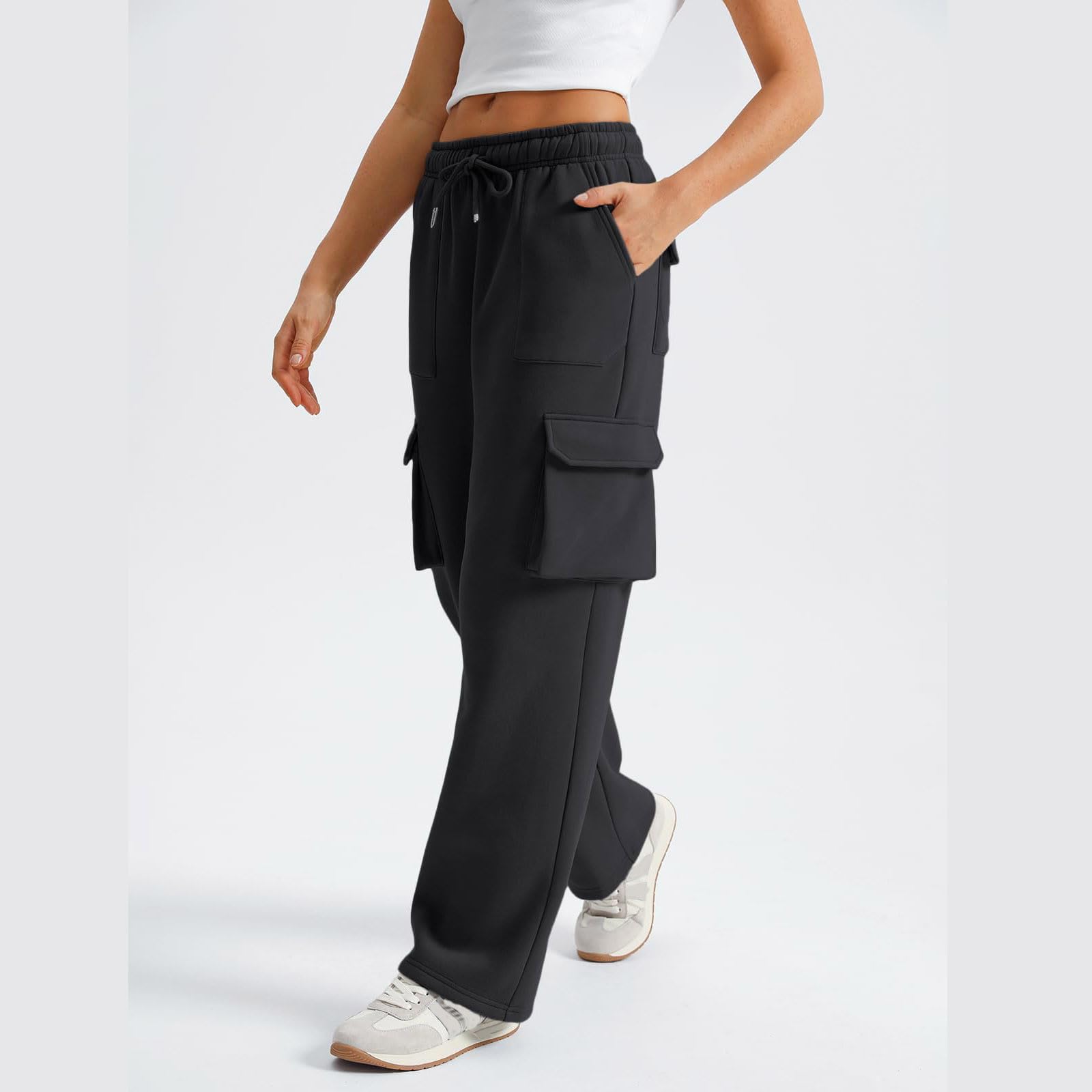 **Women's High Waisted Cargo Sweatpants - Baggy Wide Leg Fleece Joggers for Workout, Lounge & Casual Wear - Loose Fit Athletic Pants for Running, Yoga & Everyday Comfort**