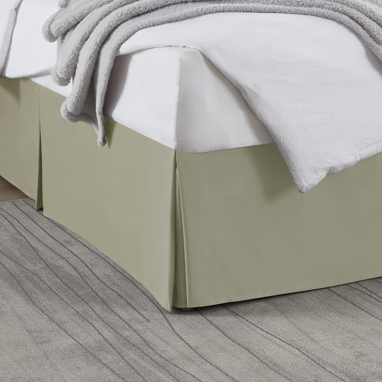 Nestl Green King Size Bed Skirt - 14 Inch Drop Brushed Microfiber Bed Skirt with Hotel Quality Pleats | Shrink & Fade Resistant | Perfect for Luxury Bedrooms & Hotel Room Decor