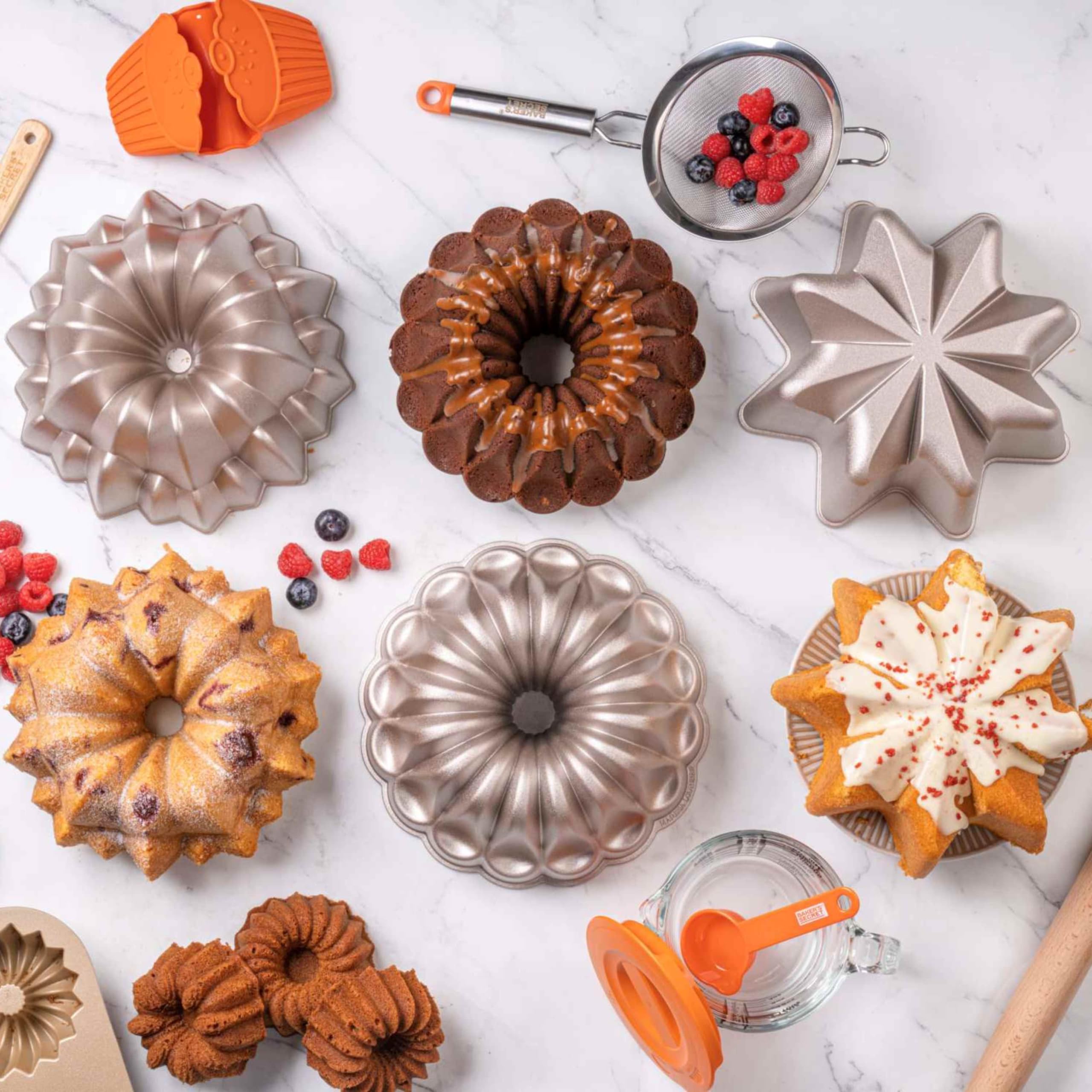Baker's Secret Nonstick Fluted Cake Pan Set - Heavy Duty Die Cast Aluminum Bundt Pans with 2-Layer Non-Stick Coating for Easy Release - 4 Mini Bundt Cake Pans for Baking, Party Desserts & Holiday Treats