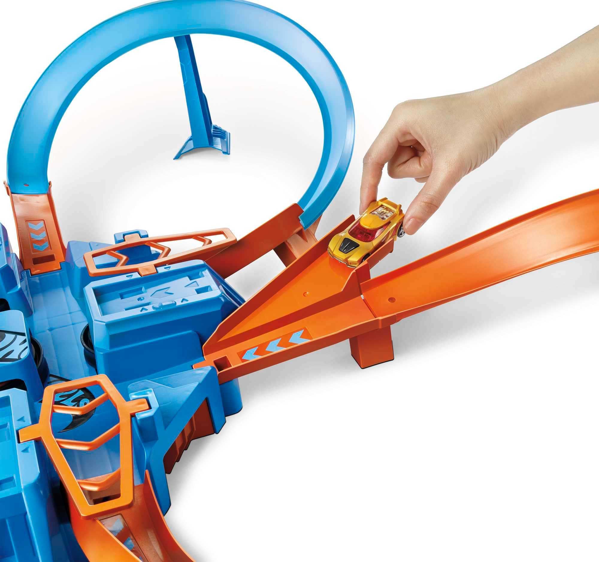 Hot Wheels 50-Piece Assorted Die-Cast Car Pack & Criss Cross Crash Track Set - Amazon Exclusive Toy Cars for Kids - Perfect for Racing, Collecting, and Birthday Gifts