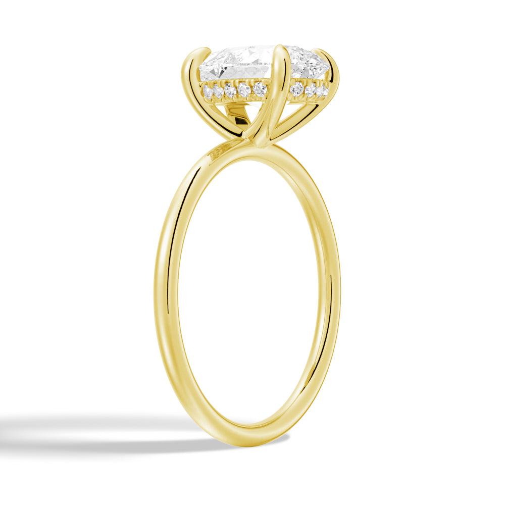 Exquisite Pear Cut Moissanite Solitaire Engagement Ring with Hidden Halo - Perfect for Proposals, Anniversaries & Bridal Jewelry