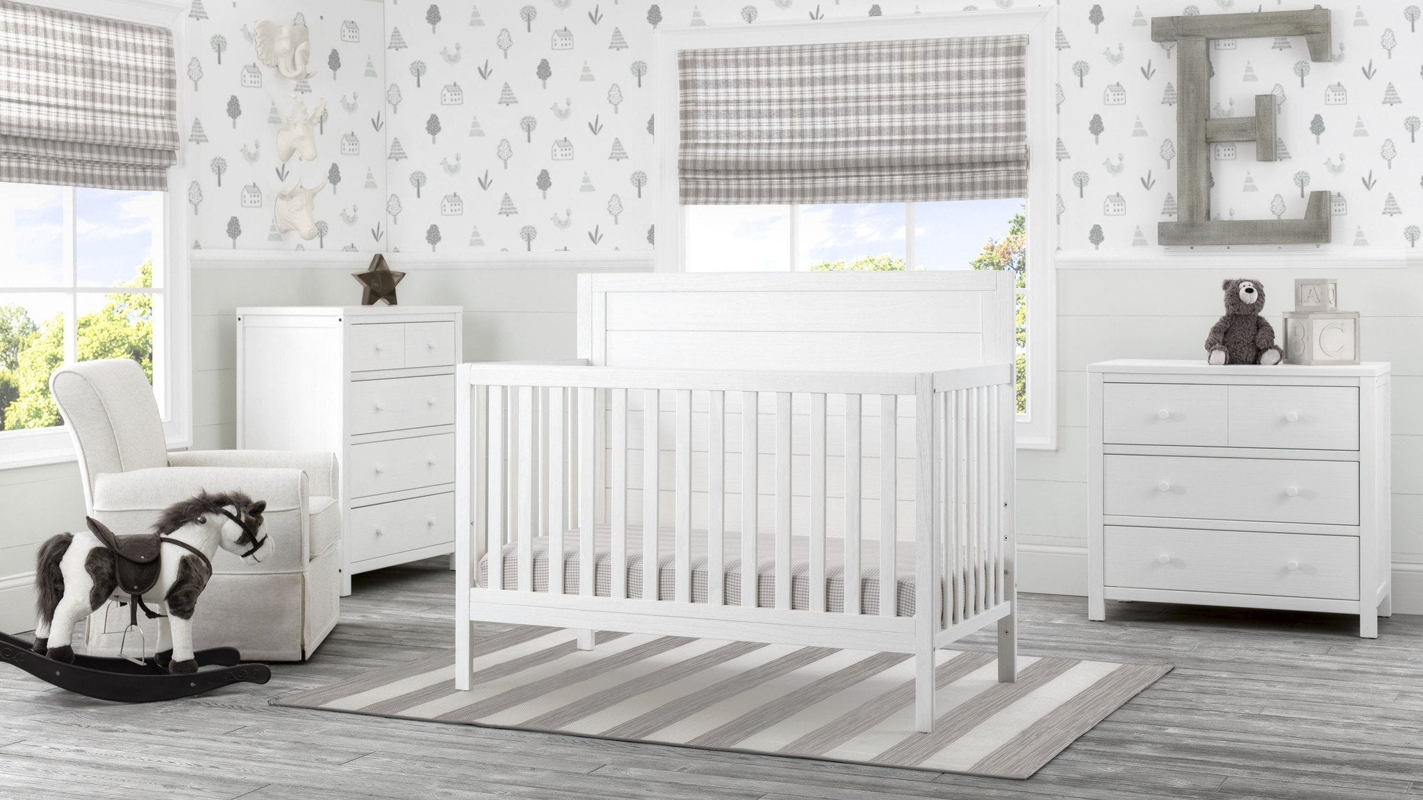 Cambridge 4-in-1 Convertible Baby Crib - Toddler Bed & Daybed with Mattress - Nursery Furniture for Boys & Girls - Perfect for Bedrooms, Daycare & Guest Rooms