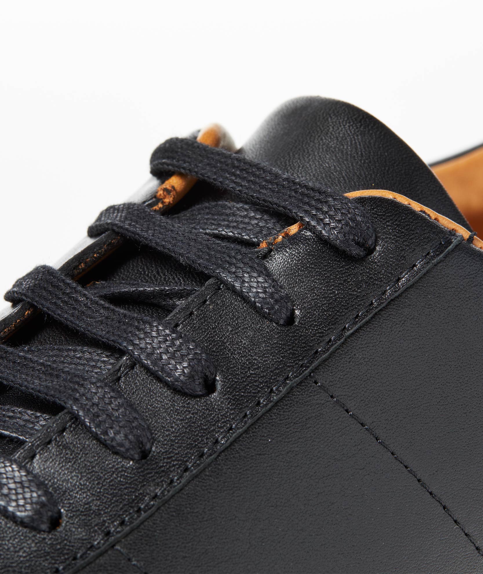 Premium Genuine Leather Lace-Up Sneakers for Men & Women - Comfortable Casual Walking Shoes for Everyday Wear, Gym, and Outdoor Activities