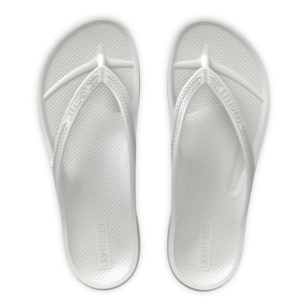 LightFeet Arch Support Flip Flops for Women & Men - Comfortable Orthopedic Sandals with Cushioning - White - Perfect for Beach, Pool & Summer Walking