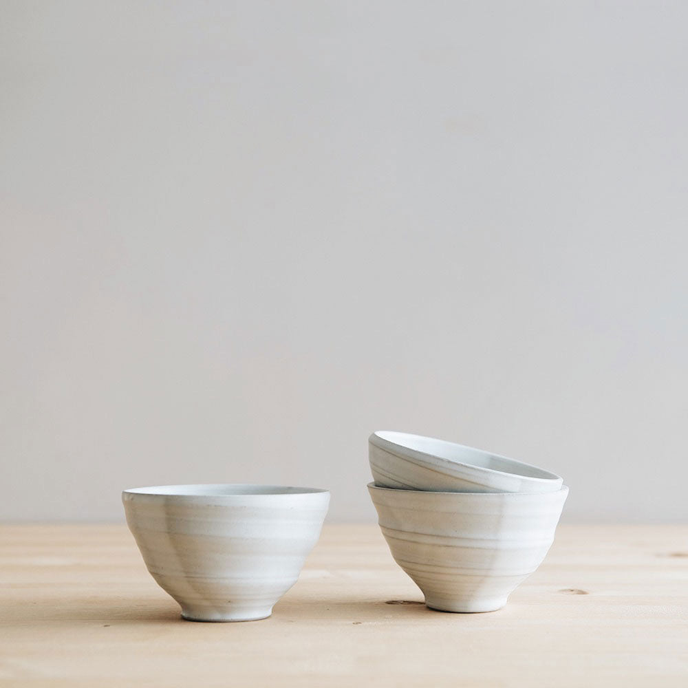 Premium Ceramic Dip Bowls Set of 4 - Small Serving Dishes for Guacamole, Hummus, Salsa & Dips - Elegant Appetizer Bowls for Parties, Entertaining & Everyday Use