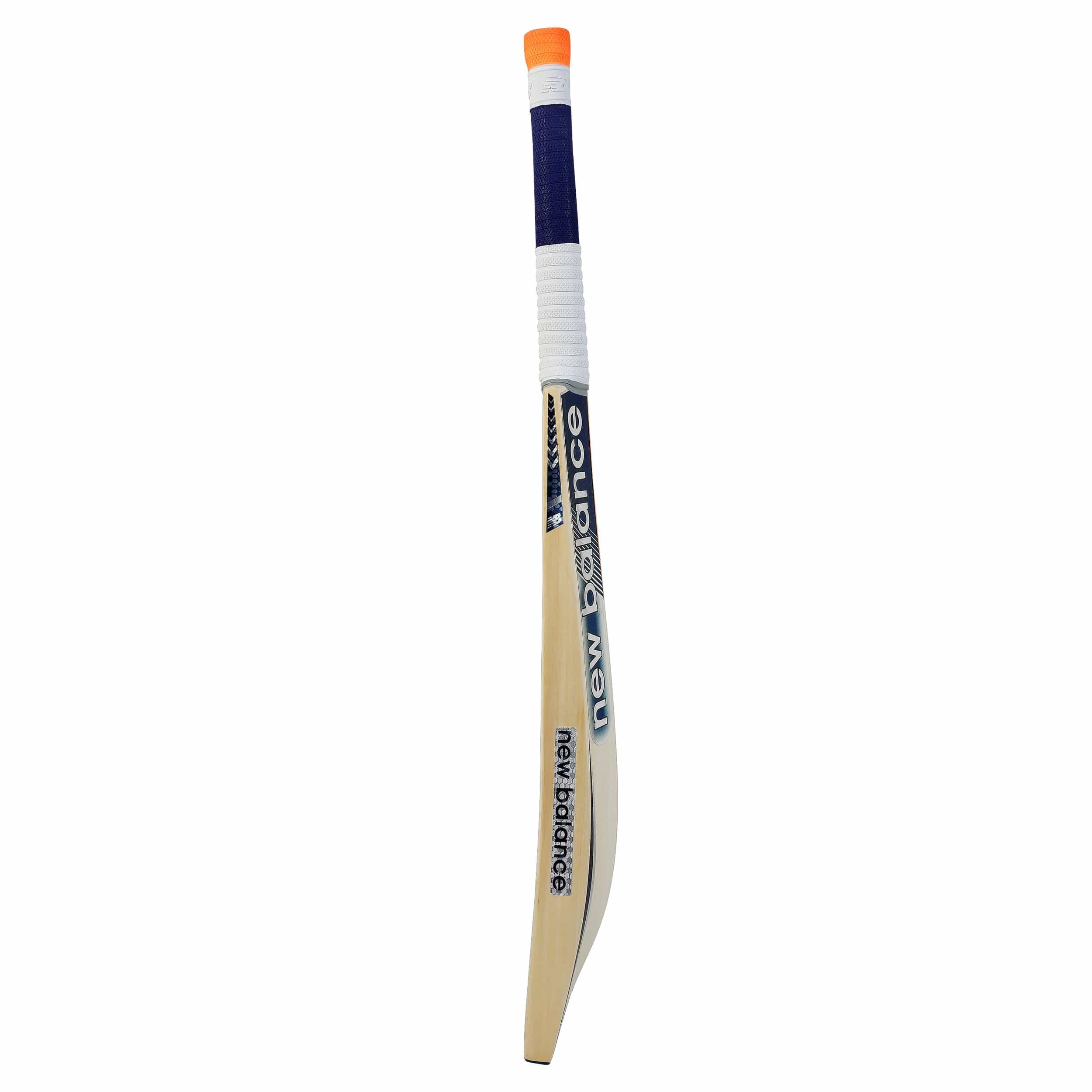 New Balance DC680 Junior Cricket Bat - Lightweight & Durable for Youth Players - Perfect for Practice, Matches & Training Sessions