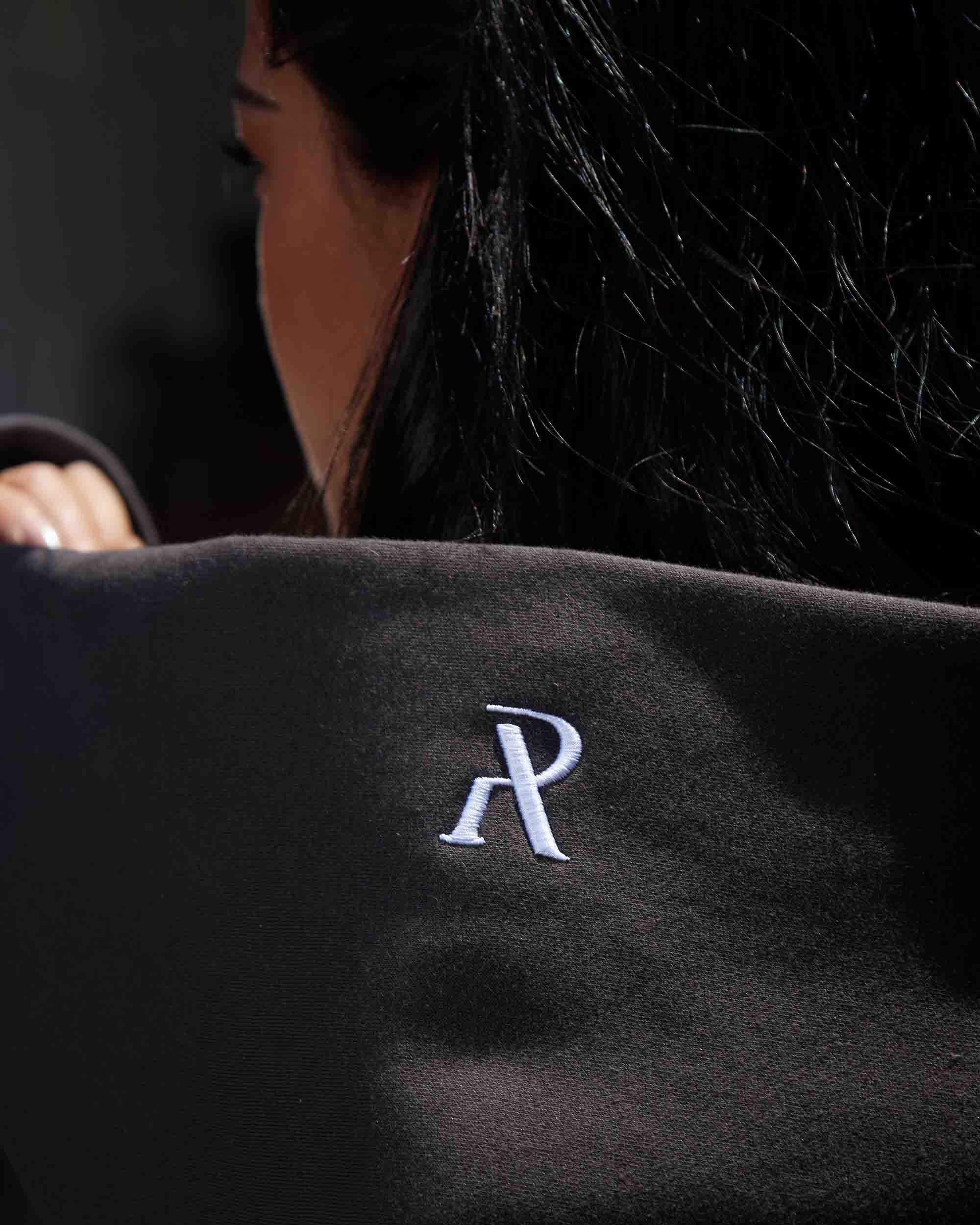 SSS Realism Halo Zip Hoodie for Men & Women - Black Pullover with Front Pockets - Perfect for Streetwear, Gym & Casual Outfits