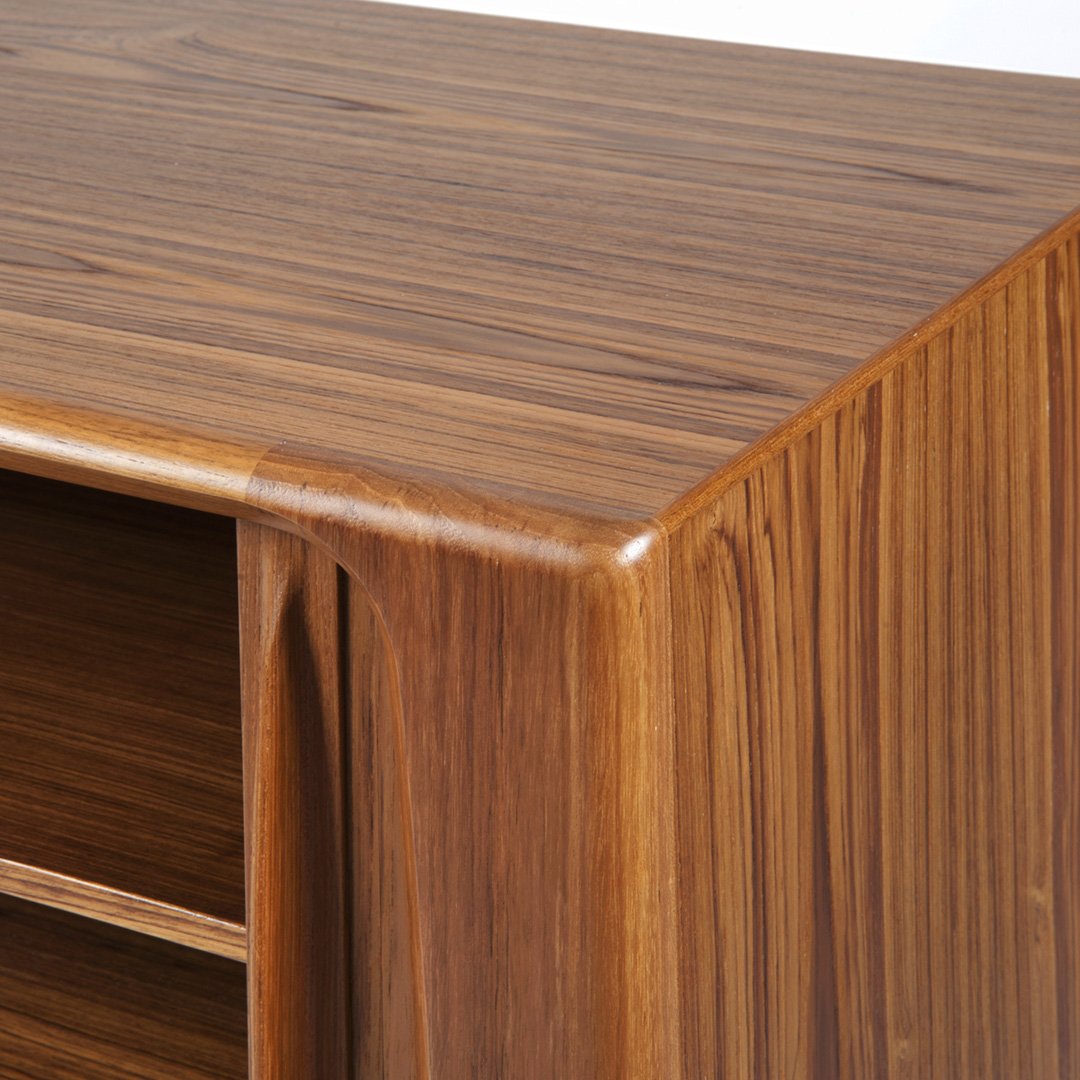 BPS142 Modern Sideboard Cabinet - Stylish Storage for Dining Room, Living Room & Entryway | Durable Wooden Buffet Console with Ample Storage Space