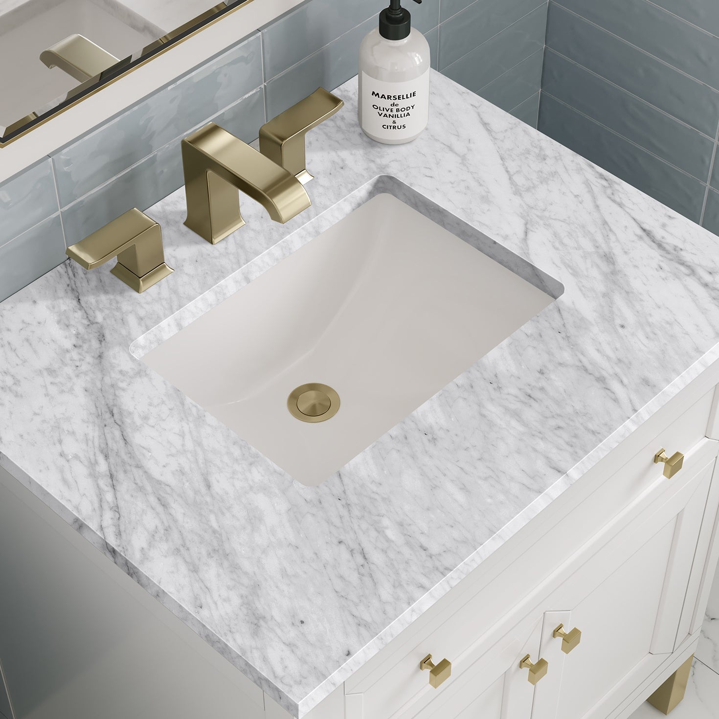 James Martin Vanities Chicago Collection 30