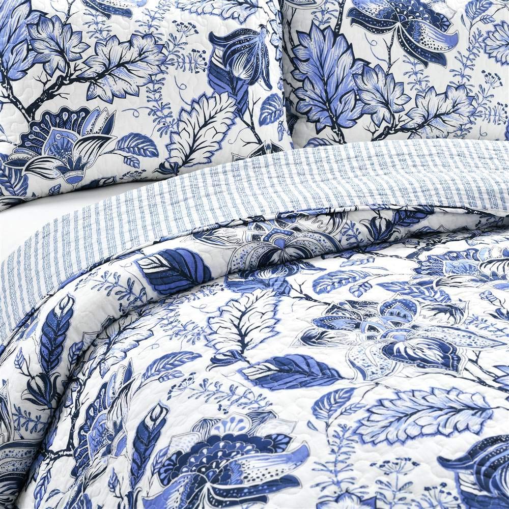 Lush Decor Reversible Quilt Set - Full Queen, Blue for Cozy Bedrooms