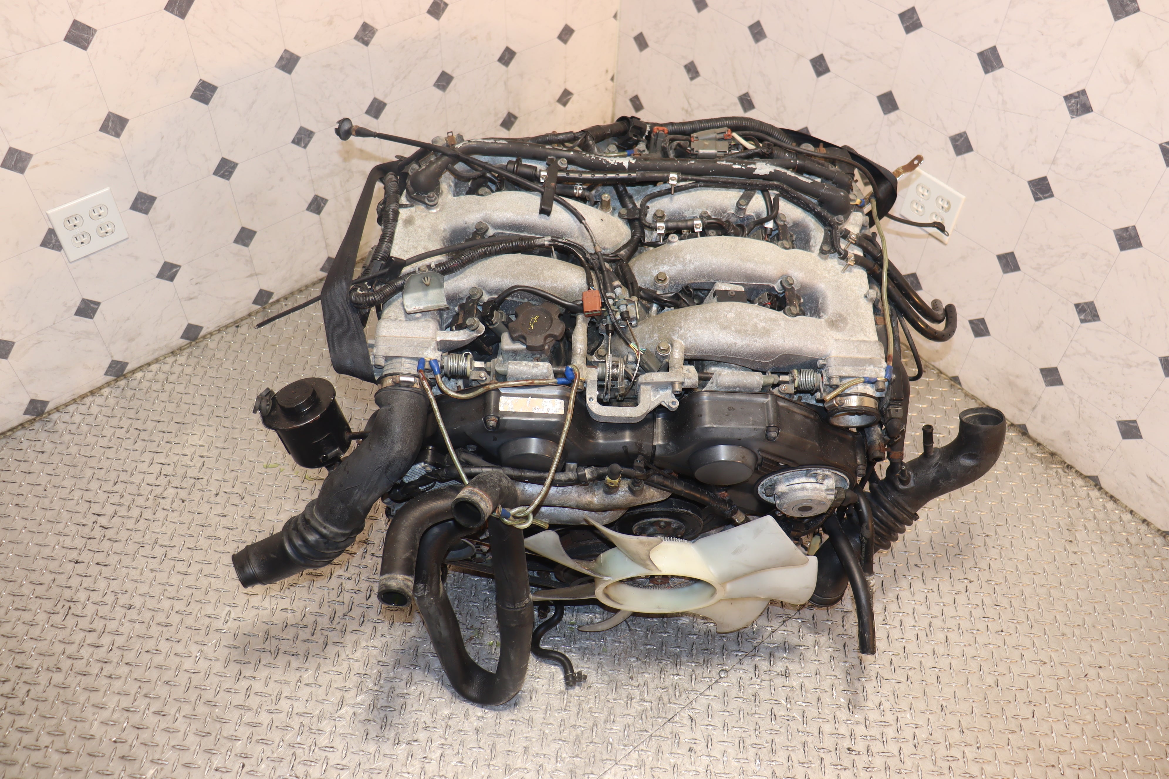 JDM 1990-1995 Nissan 300ZX Z32 VG30DE Non-Turbo 3.0L V6 DOHC Engine - Replacement Motor for Performance Upgrades & Classic Car Restoration