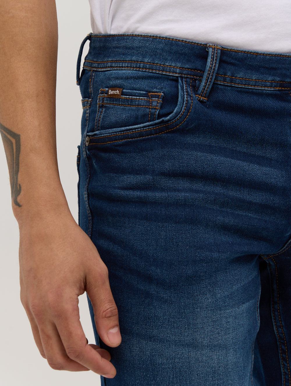 Sandler Eco-Friendly Straight Leg Jeans for Women - Sustainable Denim Pants for Casual Wear & Everyday Outfits