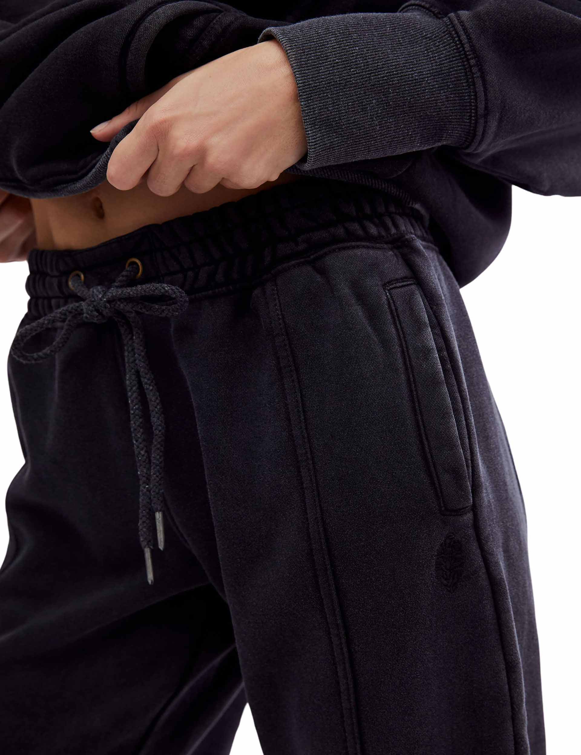 Sprint To The Finish Running Pants for Men & Women - Black - Lightweight Performance Workout Joggers for Gym, Yoga, and Marathon Training