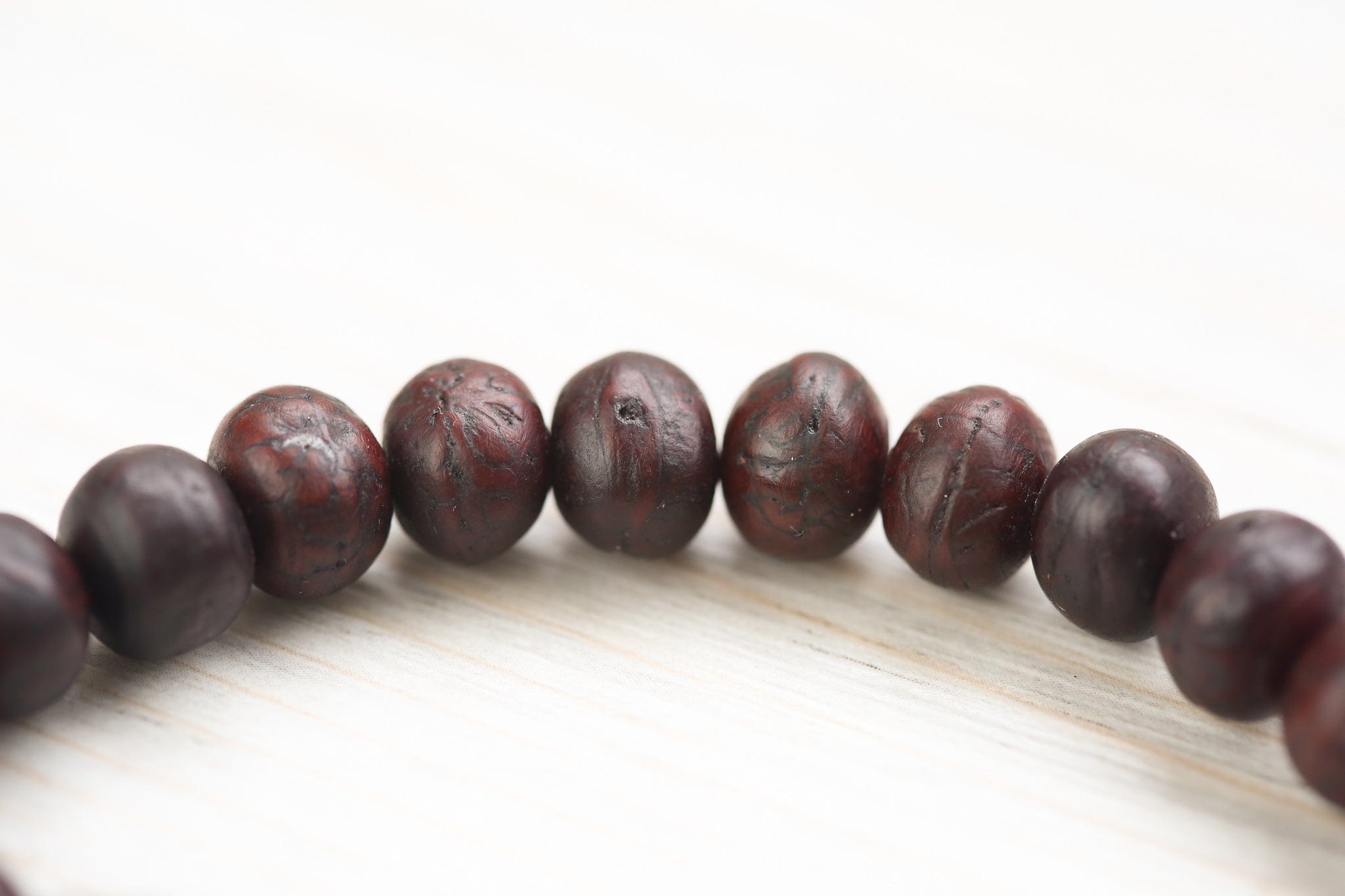 Antique Tibetan Dzi Bead Bracelet - Genuine Agate Stone for Protection & Good Luck - Perfect for Meditation, Spiritual Healing & Fashion Accessories