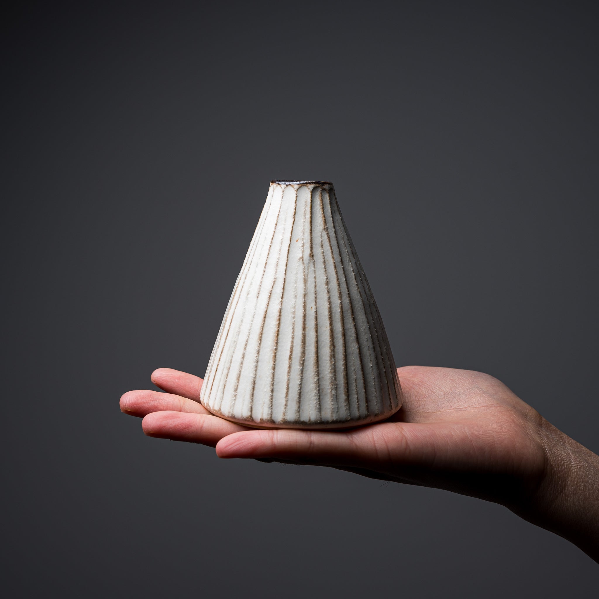 Wakasama Handmade Ceramic Triangle Vase - Japanese Kiln-Fired Art Pottery for Modern Home Decor, Floral Arrangements & Zen Interior Design