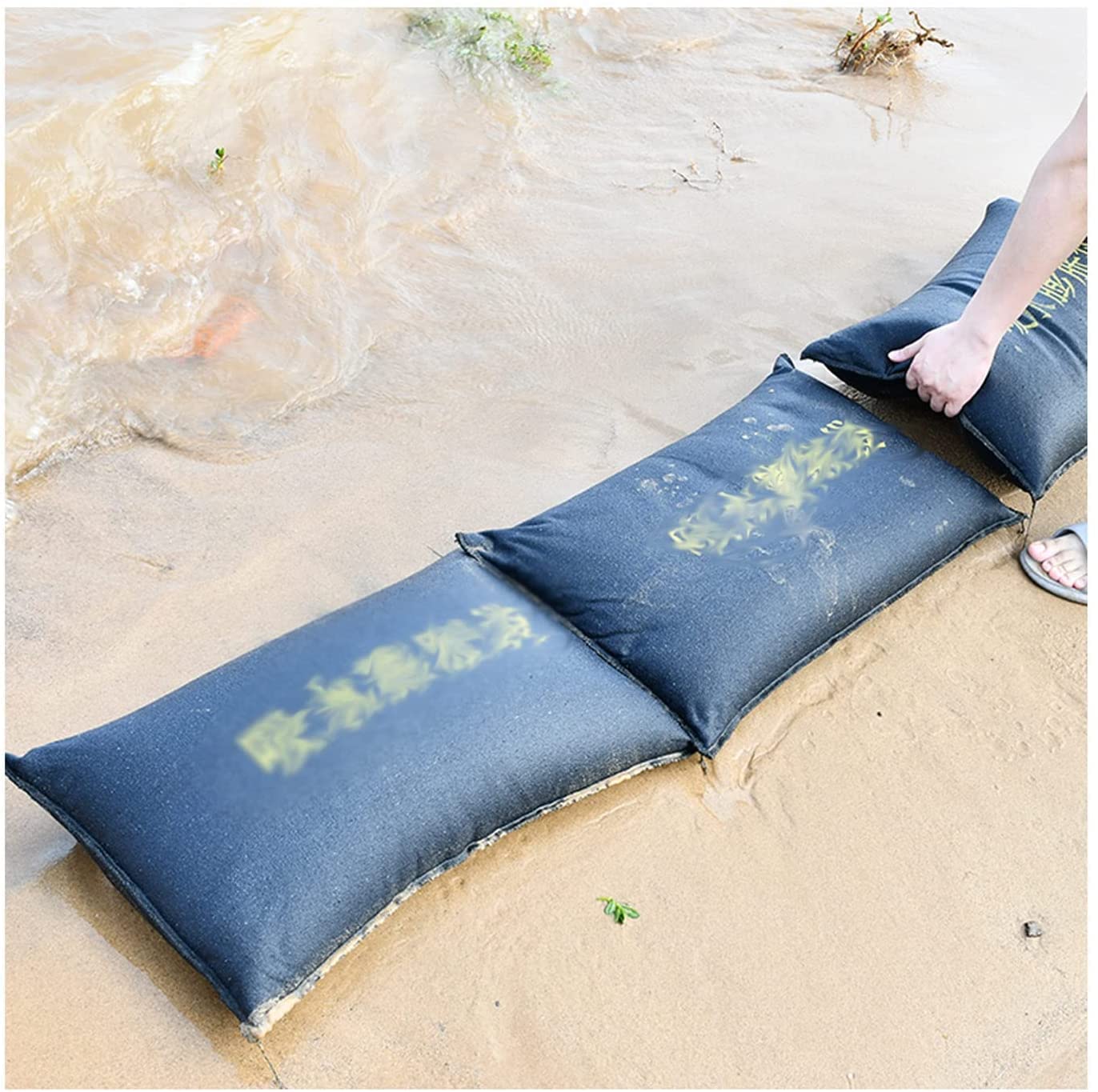 Self-Inflatable Flood Barrier Bags - Water Absorbent Sandbags for Flood Control - Heavy Duty Water Barrier (5 Pack) - Perfect for Home Basement, Garage & Emergency Flood Protection