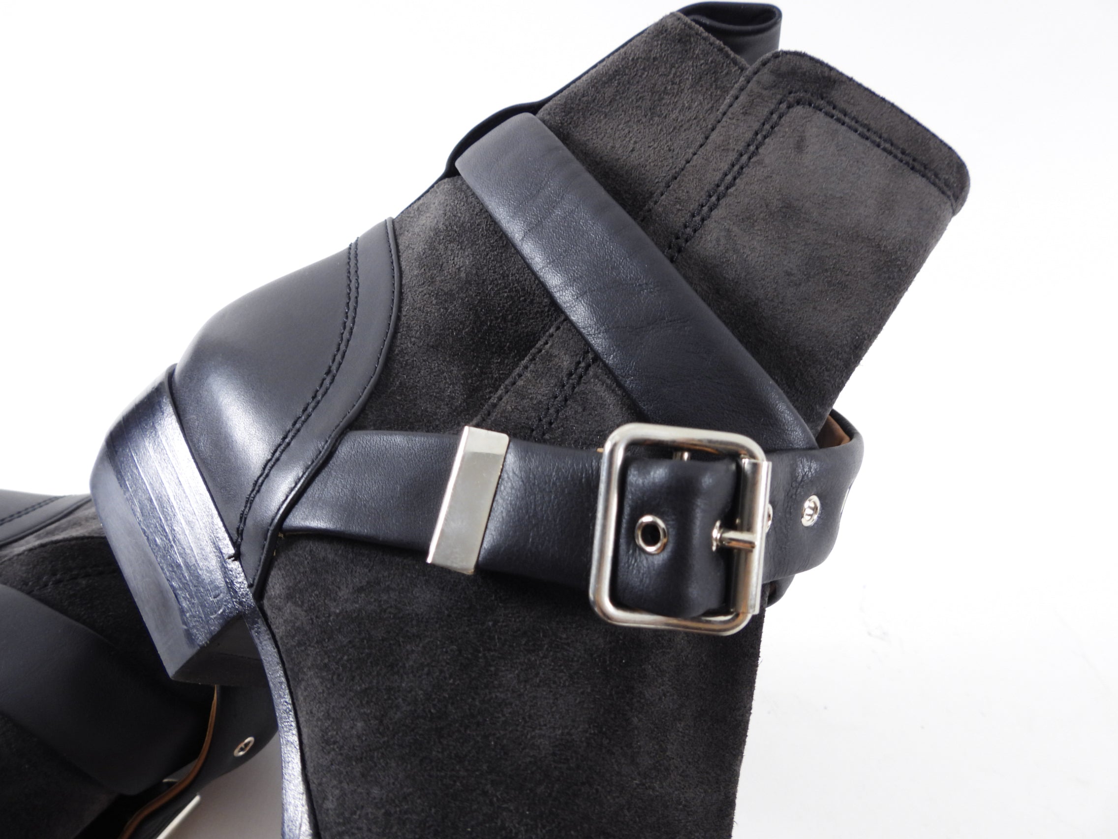 Chloe Rylee Suede Ankle Boots Women's Size 6 (EU 36.5) - Stylish Fall Winter Fashion Booties for Casual Outfits & Office Wear